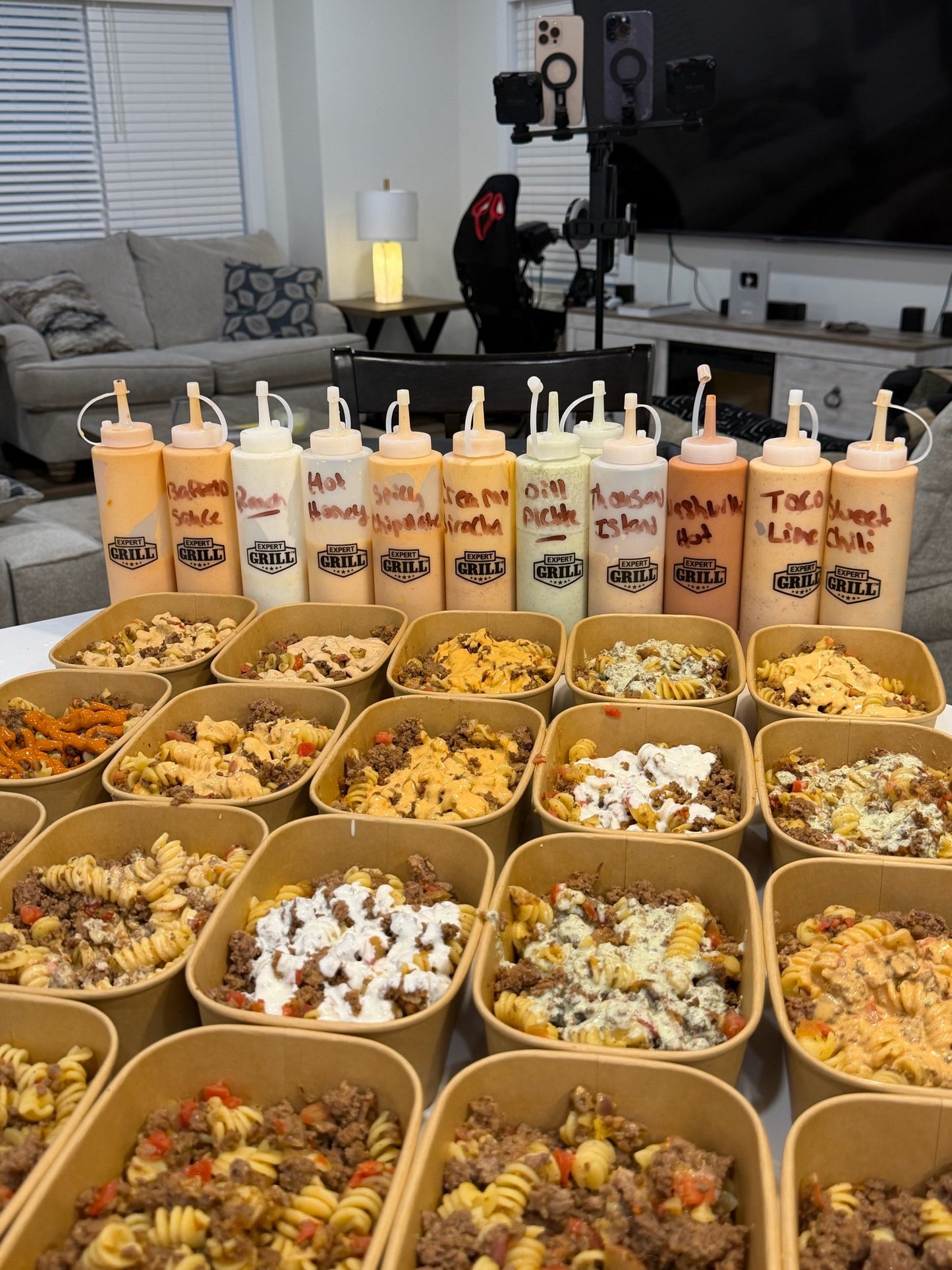 SAUCE FOR GAINS: 20 SAUCE COOKBOOK